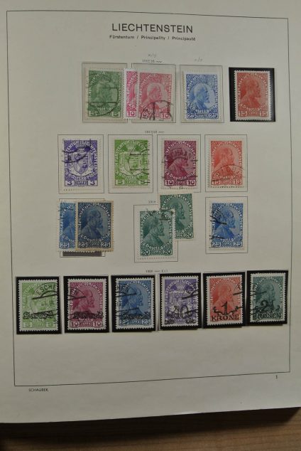 Stamp collection 23051 Liechtenstein 1912-1999.