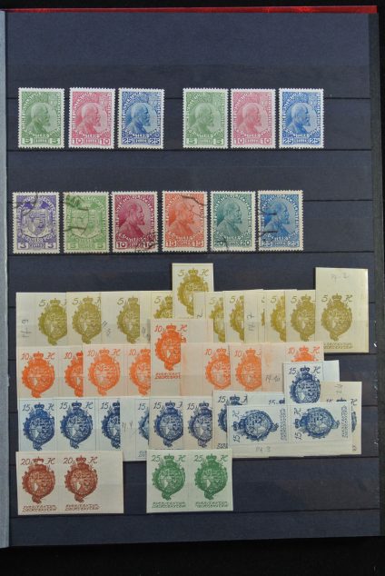 Stamp collection 24803 Liechtenstein 1912-1960.