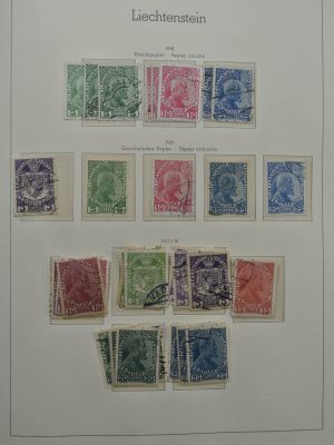 Stamp collection 25027 Liechtenstein 1912-1960.