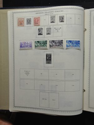 Stamp collection 25334 Italy 1863-1984.