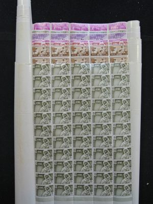 Stamp collection 25383 Spanish Colonies 1960's.