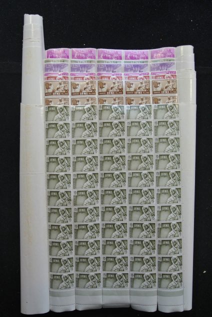 Stamp collection 25383 Spanish Colonies 1960's.