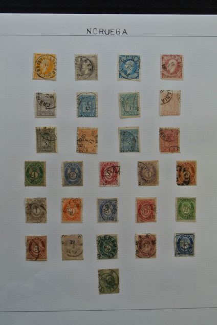 Stamp collection 25626 Scandinavia 1851-1930.