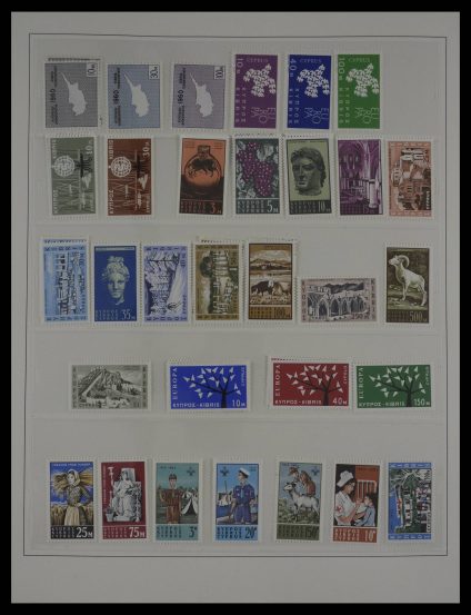 Stamp collection 27405 Cyprus 1960-1985.