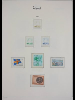 Stamp collection 27713 Aland 1984-2011!