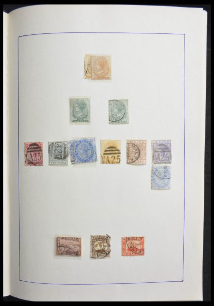 Stamp collection 28265 Malta 1885-2001.