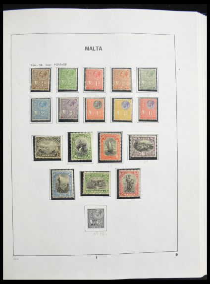 Stamp collection 28321 Malta 1882-1989.