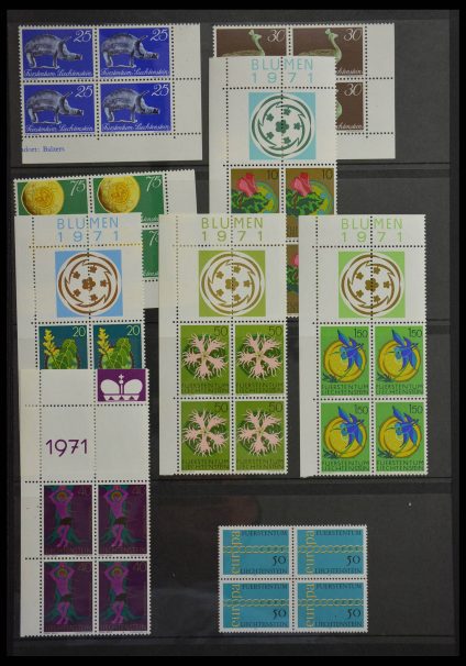 Stamp collection 28481 Liechtenstein 1971-1982.