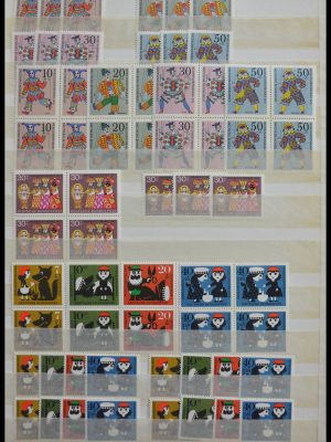 Stamp collection 28487 Bundespost.