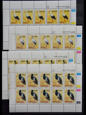 Stamp collection 29352 British Commonwealth sheetlets 1937-1997.