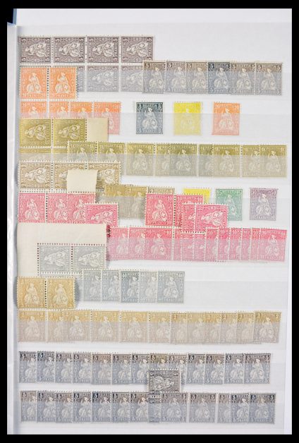 Stamp collection 29604 Switzerland 1882-1960.