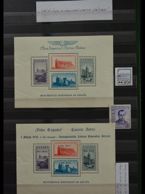 Stamp collection 29816 Spanish civil war 1936-1938.