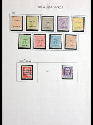 Stamp collection 29855 Triëst 1945-1954.
