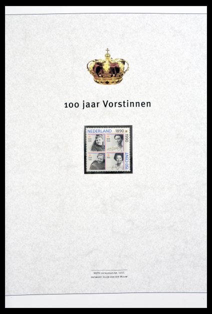 Stamp collection 30161 Netherlands 100 years queens 1898-1998.