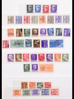 Stamp collection 30254 Italian liberation issues/local stamps 1943-1945.