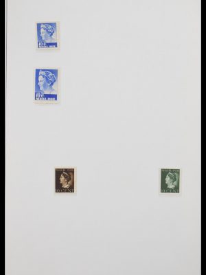 Stamp collection 30553 Dutch east Indies.