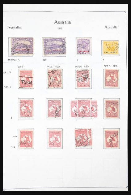 Stamp collection 30701 Australia 1913-1995.