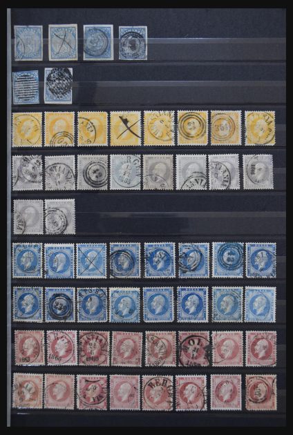 Stamp collection 30714 Norway used in quantities 1855-1945.