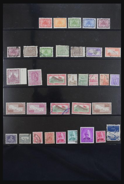 Stamp collection 30810 Nepal 1907-2005.