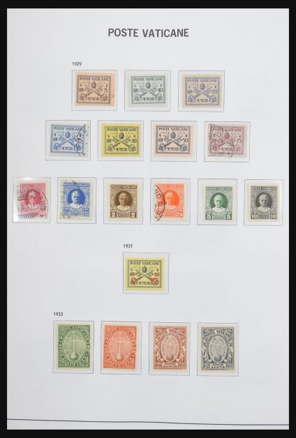 Stamp collection 31105 Vatican 1929-1995.