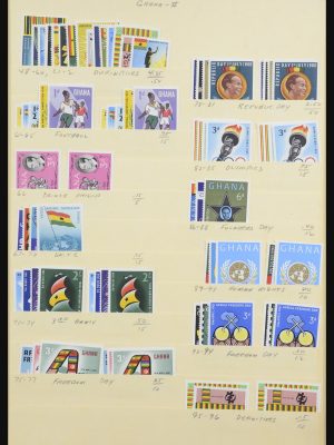 Stamp collection 31299 World sortinglot to 1980.