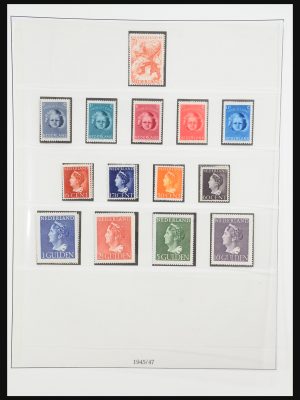 Stamp collection 31370 Netherlands 1945-2000.