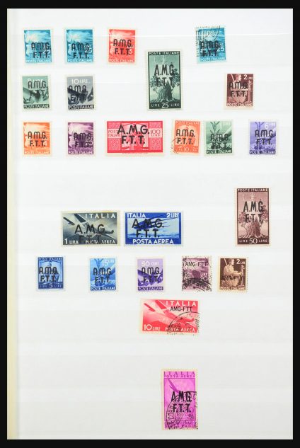 Stamp collection 31407 Triest and Somalia 1903-1954.
