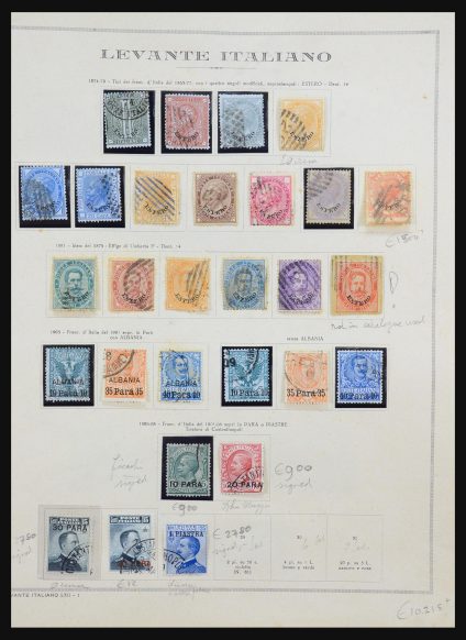 Stamp collection 31481 Italian Levant 1874-1923.