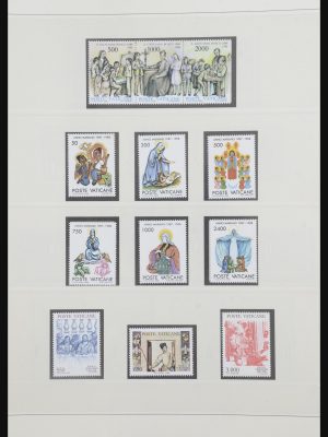 Stamp collection 31804 Vatican 1988-2011.