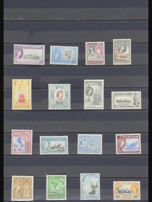 Stamp collection 31824 British colonies 1938-1960.