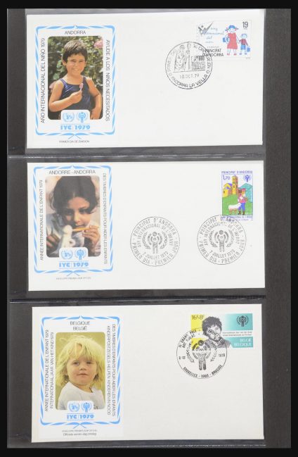 Stamp collection 31957 Unicef year of the child 1979.