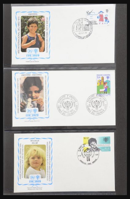 Stamp collection 31957 Unicef year of the child 1979.