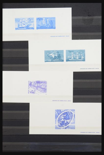 Stamp collection 31982 France epreuves 1995-2008.